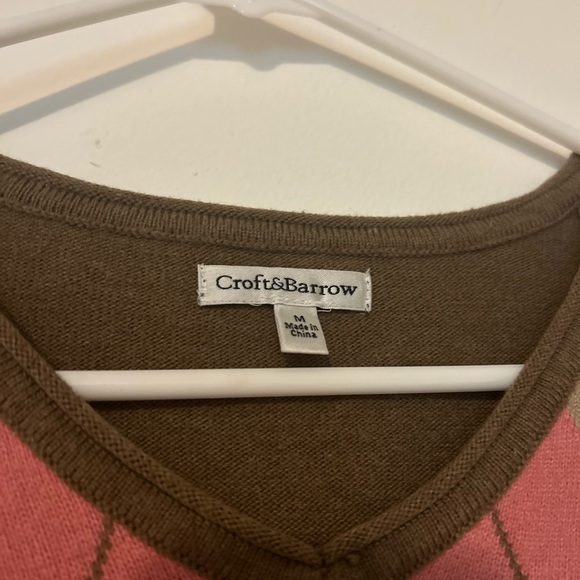 Croft & Barrow Women’s Sweater - Picture 2 of 4